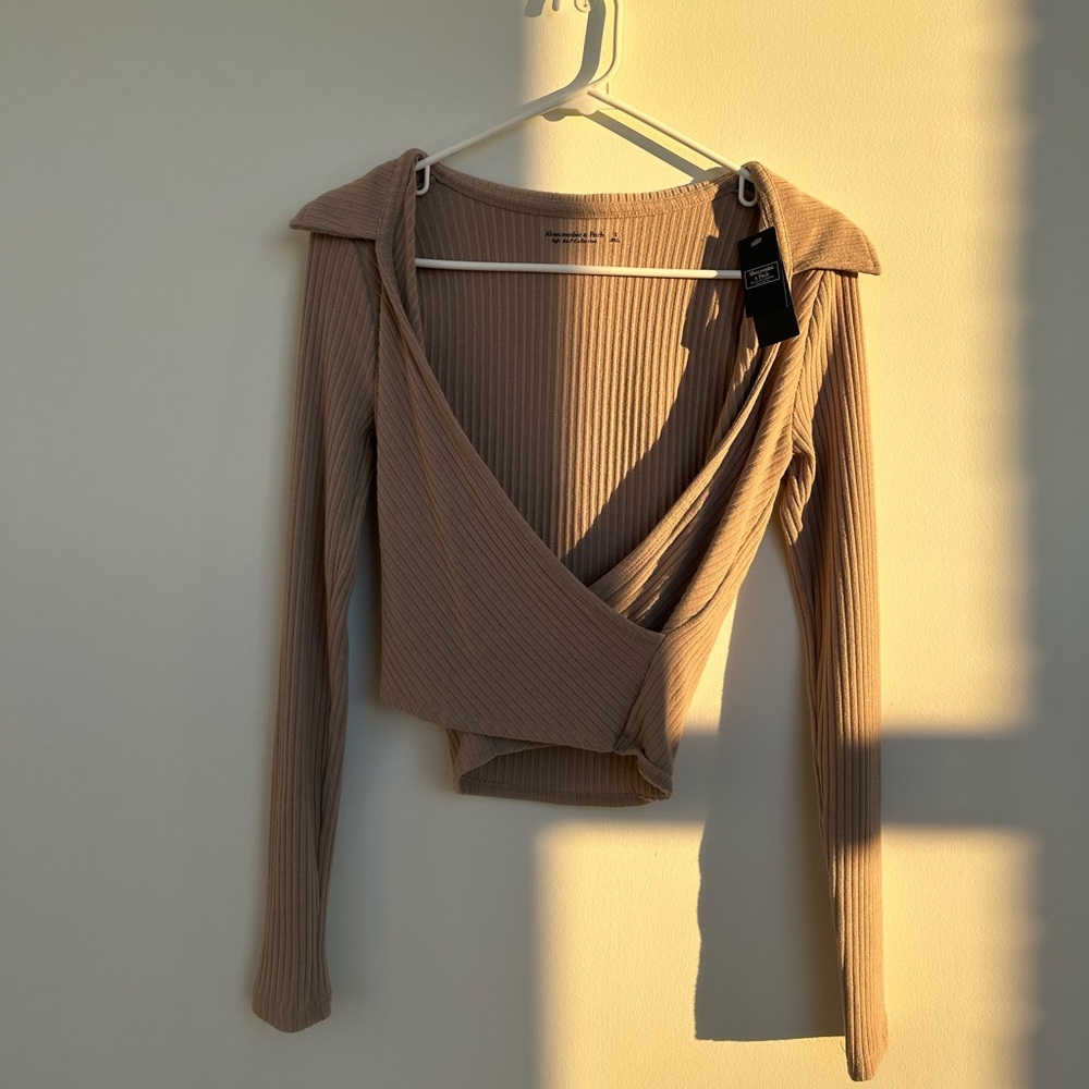 Abercrombie Ribbed Polo Wrap Top Women Small Taupe Minimalist
